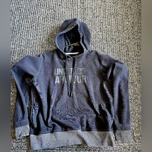 Women's under armour hoodie large